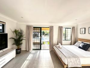 Luxury private room staying in Westlake QLD 4074