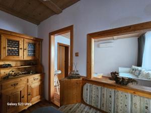 Cuina o zona de cuina de Holz Haus nähe Wien