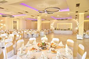 Restaurace v ubytování Hotel Dijana