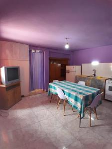 Kuchyň nebo kuchyňský kout v ubytování Santo Cura Brochero zona centro