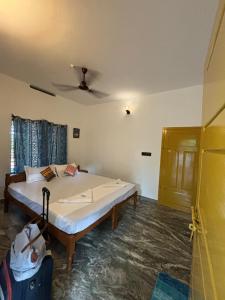 Barefoot Hostels, Varkala客房内的一张或多张床位