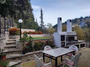 Κήπος έξω από το Elassona Comfort Home