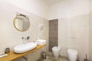 Koupelna v ubytování B&B Torre dei Monaci