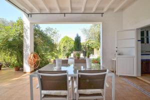 A garden outside Tres Pins