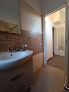 Rooms&Suite tesisinde bir banyo