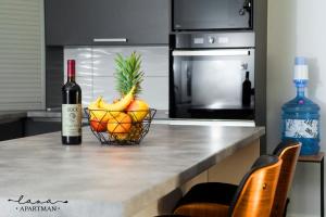 Kuchyň nebo kuchyňský kout v ubytování Lana apartman