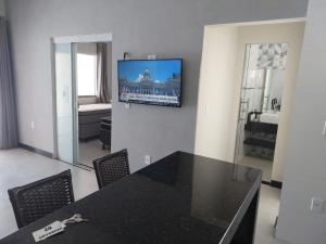 Μια τηλεόραση ή/και κέντρο ψυχαγωγίας στο Spalenza Flats
