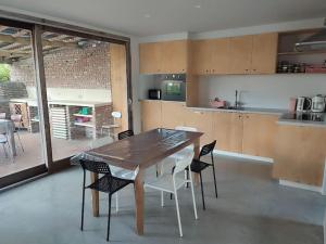 Kuchyň nebo kuchyňský kout v ubytování Huis Belijn + 9 fotografií