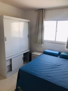 Postel nebo postele na pokoji v ubytování Aquaville Atalaia T02