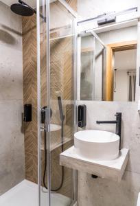 Kúpeľňa v ubytovaní Dom Wczasowy U Eli - ruska bania, sauna na wyłączność, basen podgrzewany
