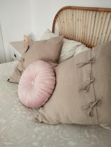 Ένα ή περισσότερα κρεβάτια σε δωμάτιο στο LA PONDEROSA BEACH