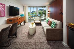 TV a/nebo společenská místnost v ubytování Marriott's Kaua'i Beach Club