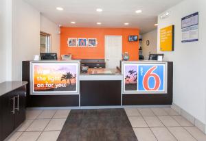 a waiting room with a light on for you at Motel 6-Rosemead, CA - Los Angeles in Rosemead