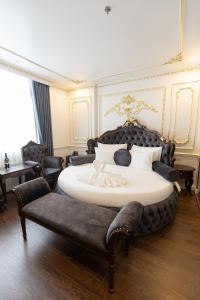 Posezení v ubytování Royal Dương Nội Hotel