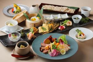 酒店内部或周边提供的食物