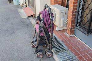 Afbeelding uit fotogalerij van 万博会場まで直通2駅10分USJ海遊館近い 朝潮橋駅徒歩4分無料駐車場有り最大12名宿泊可能 Wifi ベビー用品充実 in Osaka