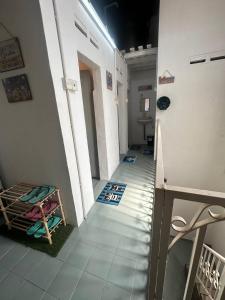 Galeriebild der Unterkunft SPOT ON 90898 Kasturi Alley Guest House & Cat Hotel in Malakka