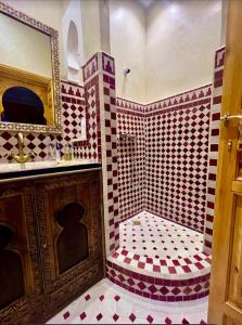 Koupelna v ubytování Riad Touhfa Kasbah Marrakech