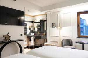 Кровать или кровати в номере Palacio Arriluce Hotel - The Leading Hotels of the World