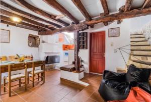 Ruang duduk di Tranquil Kolivata lefkada Retreat House