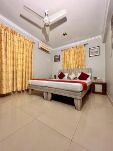 Katil atau katil-katil dalam bilik di Remarkable 3-Bed Apartment in Panjim