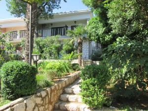Zahrada ubytování Apartment Ana