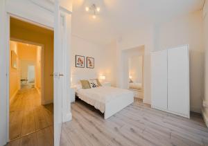 Voodi või voodid majutusasutuse 2BR South London Home - Free Street Parking, WiFi, Garden, Perfect for Long Stays! toas