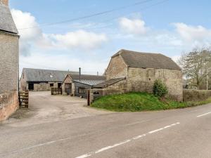 an old stone barn on the side of a road at 3 bed in Usk 87286 in Llandenny