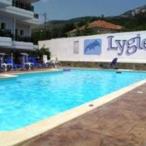 Bazén v ubytování Lygies Apart Hotel nebo v jeho okolí