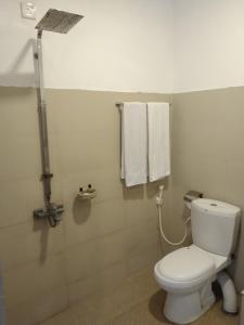 حمام في Hotel Sapid Luck Yala Safari