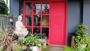 Gallery image of BK Studio And Rooms Near Huda City Centre in Gurgaon +24 photos