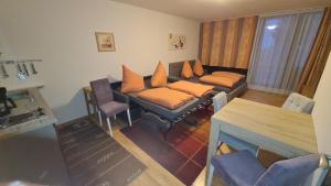 Un pat sau paturi într-o cameră la Schöne Apartment in Bayerische Wald,Sankt Englmar