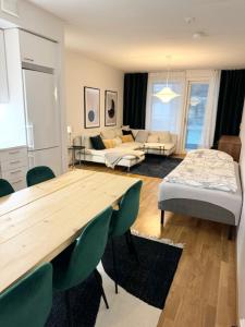 Gallery image of JATKASAARI-2 - Chic and cosy Sea side stay in Helsinki