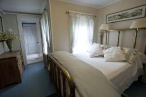 Voodi või voodid majutusasutuse The Monadnock Inn toas