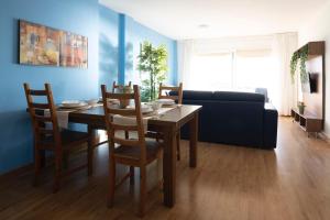 Posezení v ubytování Apartamentos Bon Repós + 131 fotografií