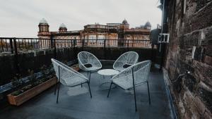Balkón nebo terasa v ubytování Royal Chambers Serviced Apartments