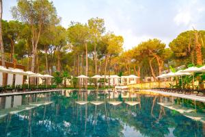 Der Swimmingpool an oder in der Nähe von Siu Collection - Ultra All Inclusive
