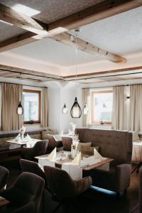 Posezení v ubytování Hotel Brückenwirt Superior