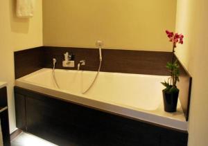 Koupelna v ubytování Hotel Rubens
