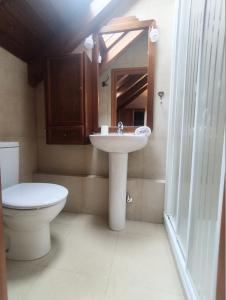 Koupelna v ubytování CHECK-IN CASAS Casa Puntarron