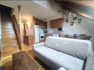 Kuchyň nebo kuchyňský kout v ubytování CHECK-IN CASAS Casa Puntarron