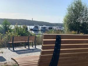 Ferienhaus am Wasser - citynah