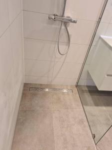 Imagen de la galería de Heerlijk halfvrijstaande woning, en Hierden 17 fotos más