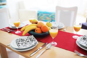 Makanan di atau berdekatan apartmen