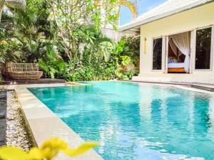 Bazén v ubytování Seminyak Square Hotel And Villas nebo v jeho okolí