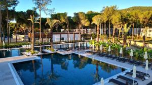 Der Swimmingpool an oder in der Nähe von Siu Collection - Ultra All Inclusive