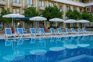Bazén v ubytování Tu Casa Gelidonya Hotel nebo v jeho okolí