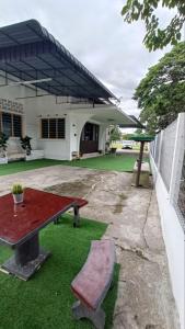 Zahrada ubytování Homestay Laman Dahlia