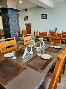 Restoran atau tempat lain untuk makan di The Heritage Darjeeling, 15 mins from Chawk Bajar