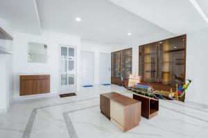 Fotografie z fotogalerie ubytování RedDoorz Plus at Jalan Gatot Subroto Jakarta v destinaci Jakarta